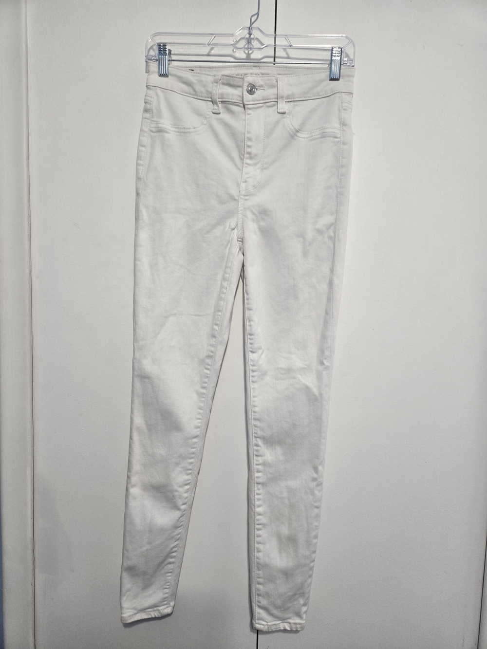 American Eagle Next Level Stretch White Skinny Jeans Women's Size 6